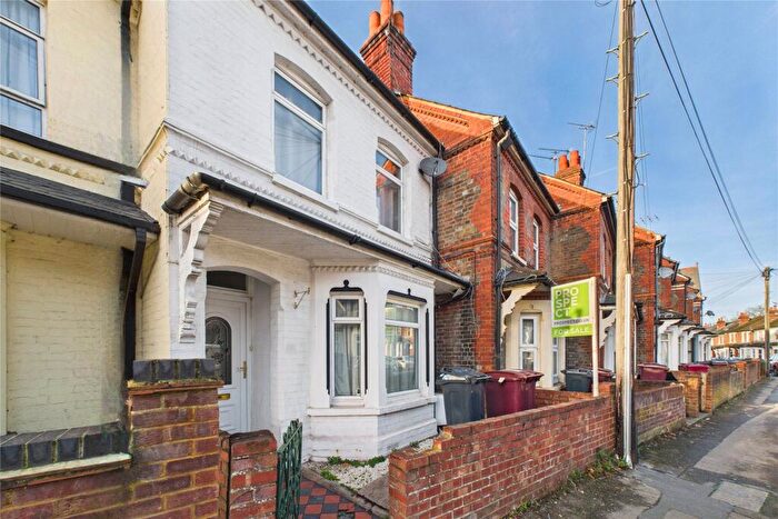 3 Bedroom Terraced House For Sale In Salisbury Road, Reading, Berkshire, RG30