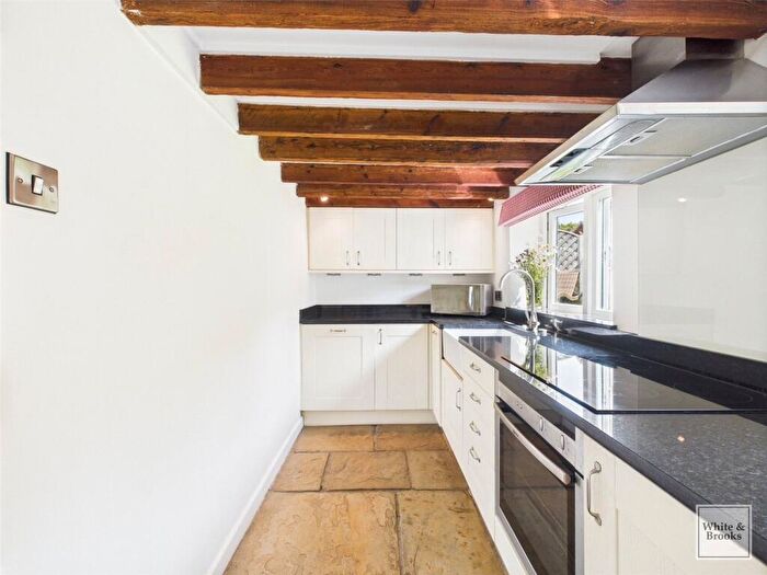 2 Bedroom Detached House For Sale In North Street, Westbourne, PO10