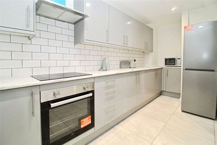 2 Bedroom Terraced House To Rent In Cromwell Road, Croydon, CR0