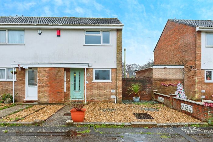 2 Bedroom End Terrace House For Sale In Columbia Road, Bournemouth, BH10