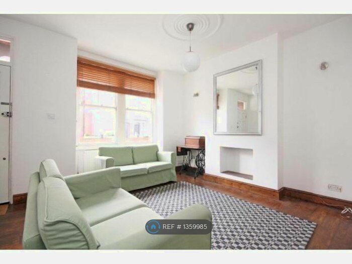 3 Bedroom Terraced House To Rent In Galloway Road, London, W12