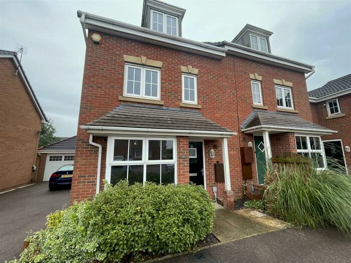 4 Bedroom House To Rent In Tuffleys Way, Braunstone, Leicester, LE3