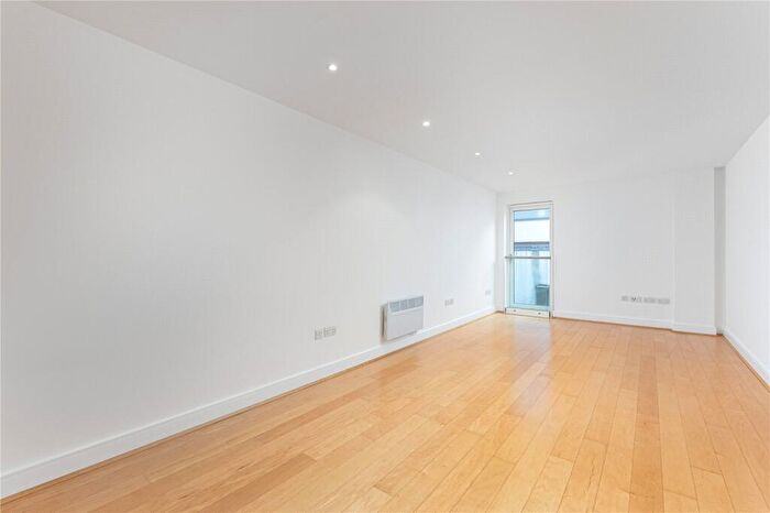 1 Bedroom Apartment For Sale In Meridian Court, East Lane, London, SE16