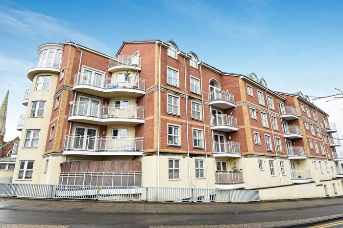 2 Bedroom Apartment To Rent In Grantley Heights, Kennet Side, Reading, RG1