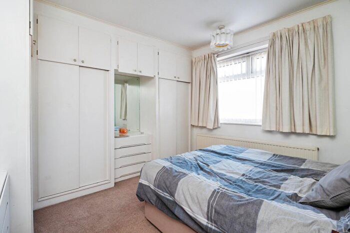 3 Bedroom End Of Terrace House For Sale In Bransdale Road, Clifton, Nottingham, NG11