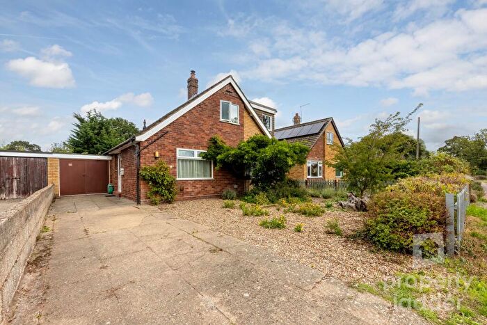 5 Bedroom Detached House For Sale In Post Office Road, Frettenham, Norfolk, NR12