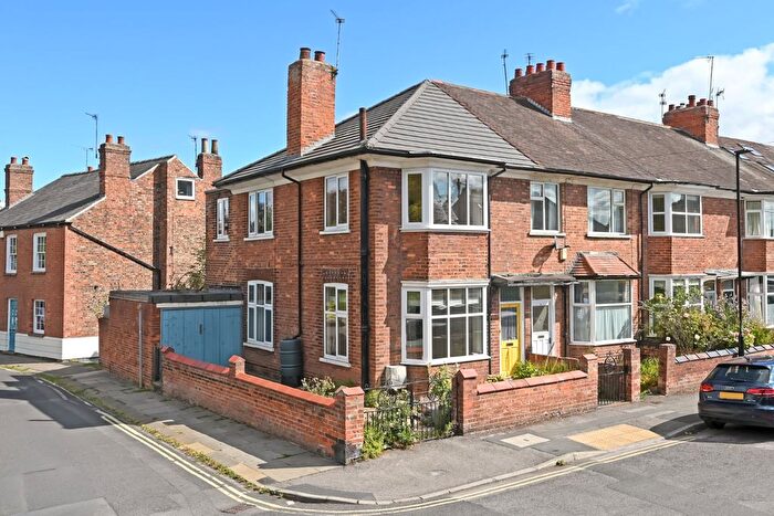 3 Bedroom End Of Terrace House For Sale In Main Avenue, Heworth, York, YO31