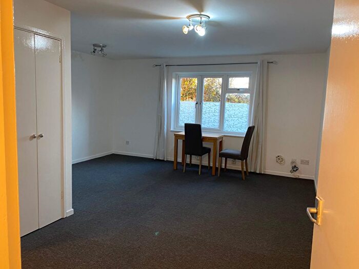Studio For Sale In Bradman Way, Stevenage, SG1