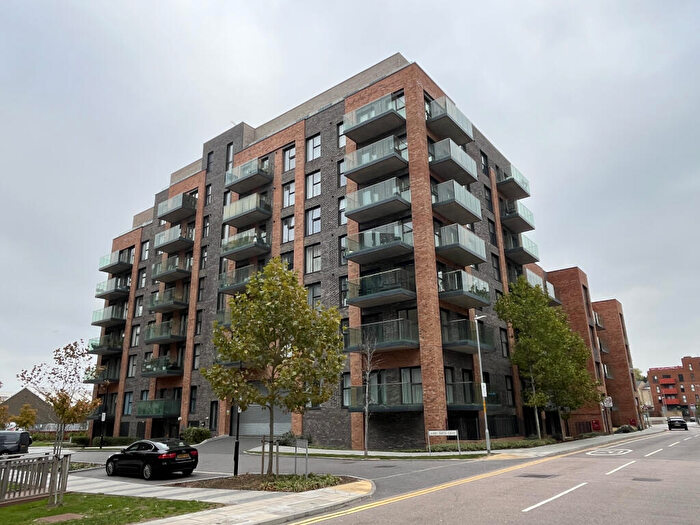 1 Bedroom Flat For Sale In James Smith Court, Dartford, Greater London, DA1