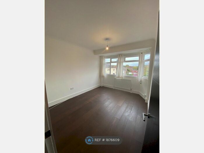 2 Bedroom Flat To Rent In Ruskin Road, Belvedere, DA17