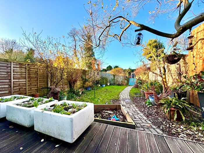 3 Bedroom Terraced House For Sale In Nightingale Way, Baldock, SG7