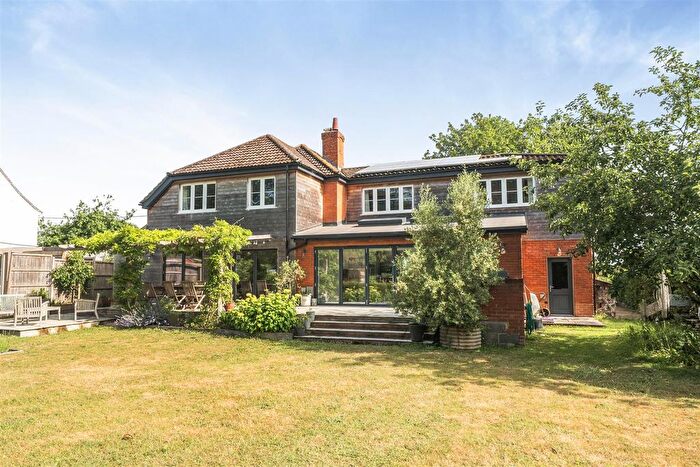 4 Bedroom Property For Sale In Puddletown Road, Wareham, BH20