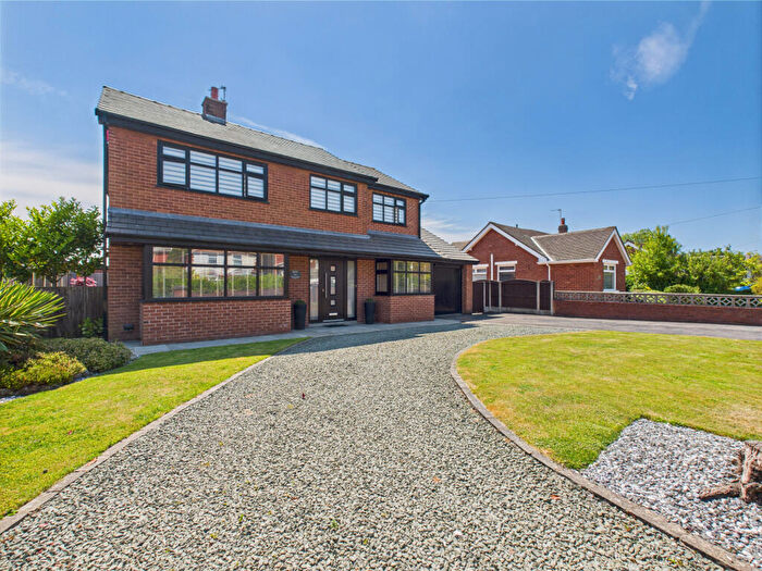 3 Bedroom Detached House For Sale In Lytham Road, Freckleton, PR4