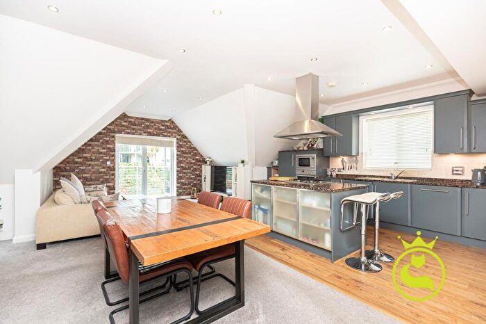 2 Bedroom Flat For Sale In Harbour Views! Windsor Place, Windsor Road, Lower Parkstone, Poole, BH14