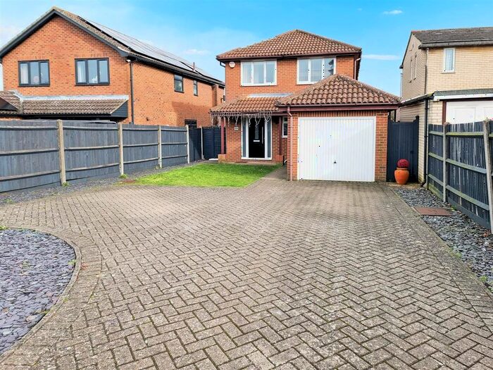 4 Bedroom Detached House To Rent In Hempstead Road, Hempstead, Gillingham, ME7