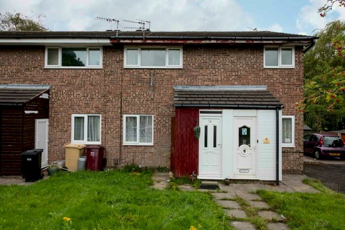 2 Bedroom Flat To Rent In New Drake Green, Westhoughton, BL5