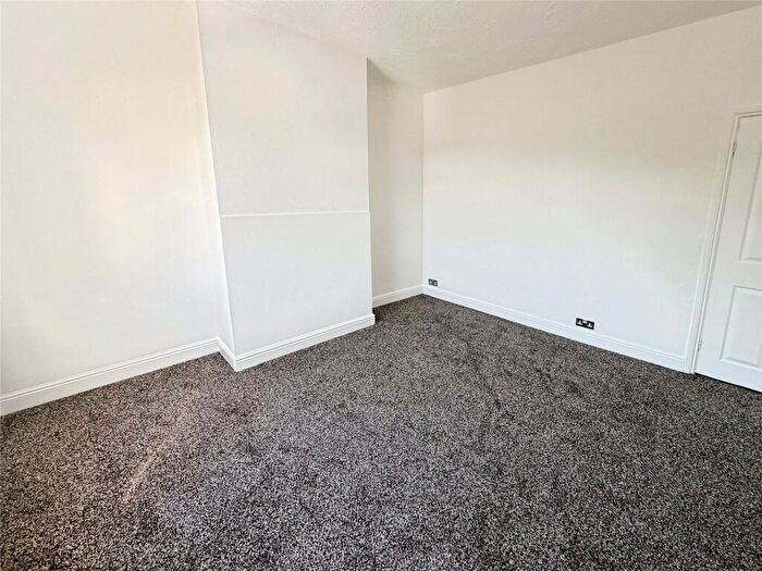 3 Bedroom Terraced House To Rent In Bulkington Road, Bedworth, Warwickshire, CV12