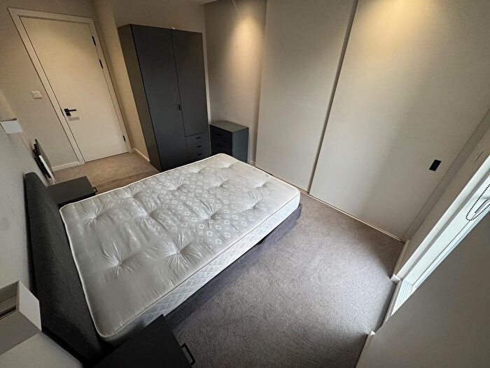 2 Bedroom Flat To Rent In City Gardens B, Spinners Way, Manchester, M15