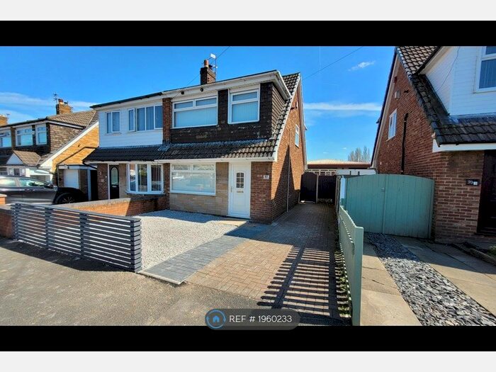 3 Bedroom Semi-Detached House To Rent In Sandringham Drive, St. Helens, WA9