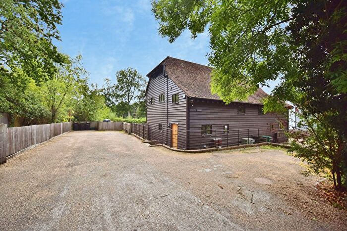 4 Bedroom Semi-Detached House For Sale In Back Lane, Shipbourne, Tonbridge, Kent, TN11