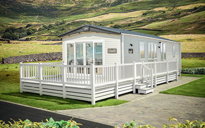 2 Bedroom Lodge For Sale In Mansfield, Nottinghamshire, NG19