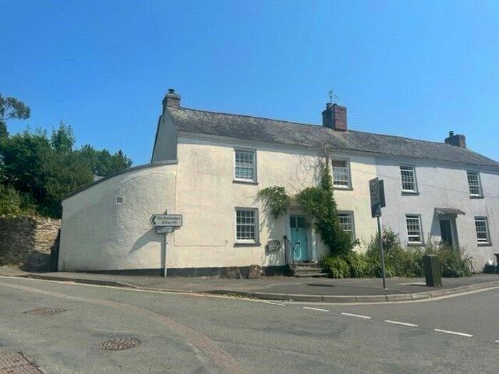 4 Bedroom End Of Terrace House For Sale In Aveton Gifford, Kingsbridge, TQ7