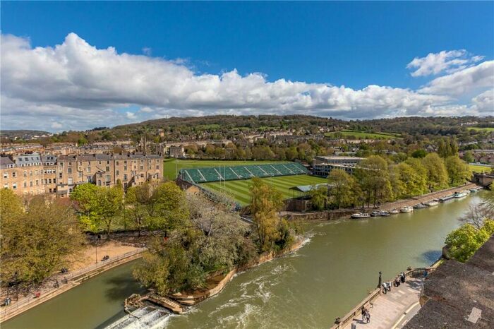 2 Bedroom Apartment For Sale In The Empire, Grand Parade, Bath, Somerset, BA2