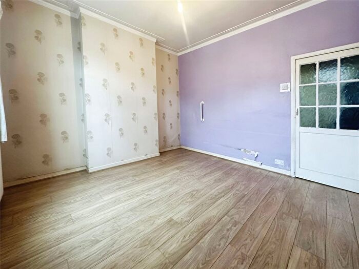 3 Bedroom Terraced House For Sale In St. Marks Road, Smethwick, West Midlands, B67