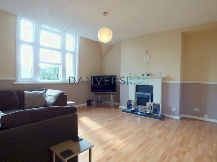1 Bedroom Flat To Rent In Narborough Road, Leicester, LE3