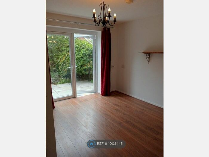 Studio To Rent In Bickleys Court, Bognor Regis, PO21