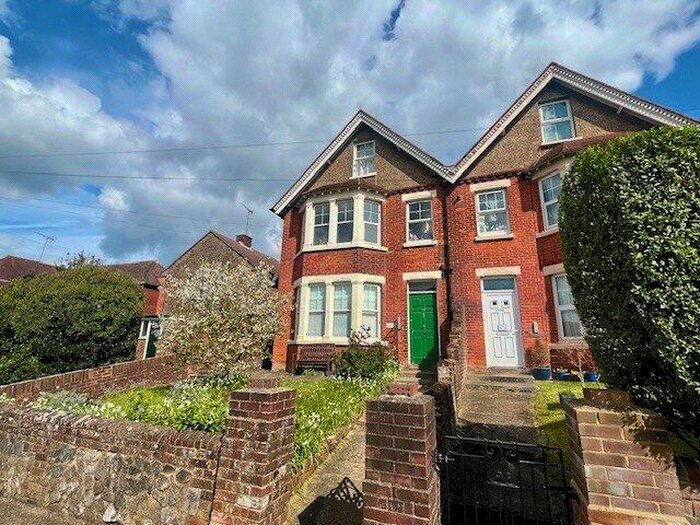 1 Bedroom Apartment To Rent In Arundel Road, Littlehampton, West Sussex, BN17