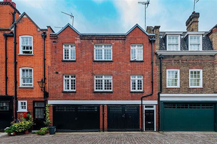 2 Bedroom Flat To Rent In Devonshire Close, Marylebone, W1G