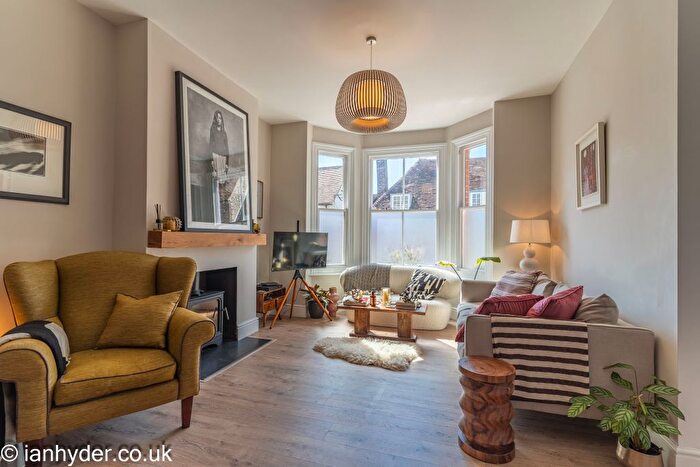 3 Bedroom Terraced House To Rent In High Street, Rottingdean, Brighton, BN2