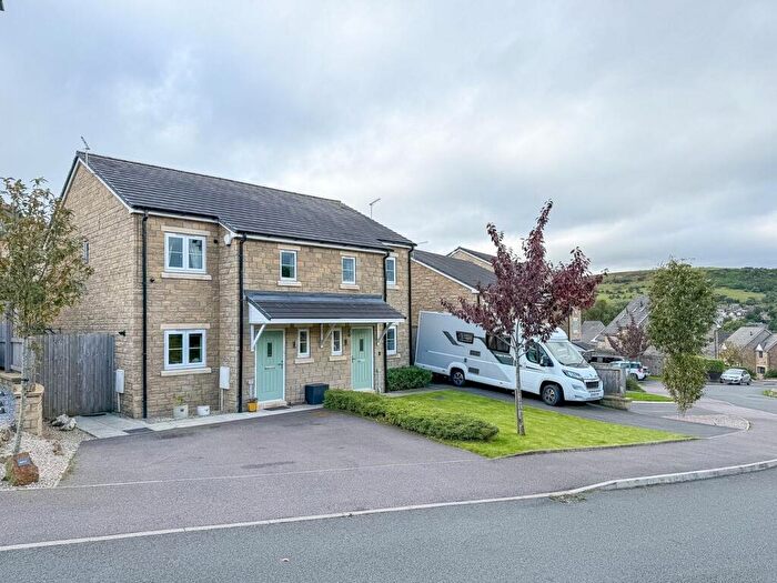 3 Bedroom Semi Detached House For Sale In Earnshaw Clough, Mossley, Tameside, OL5