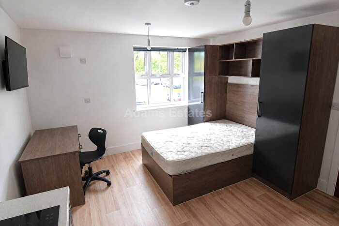 1 Bedroom Studio To Rent In Charndon Close, Reading, RG2