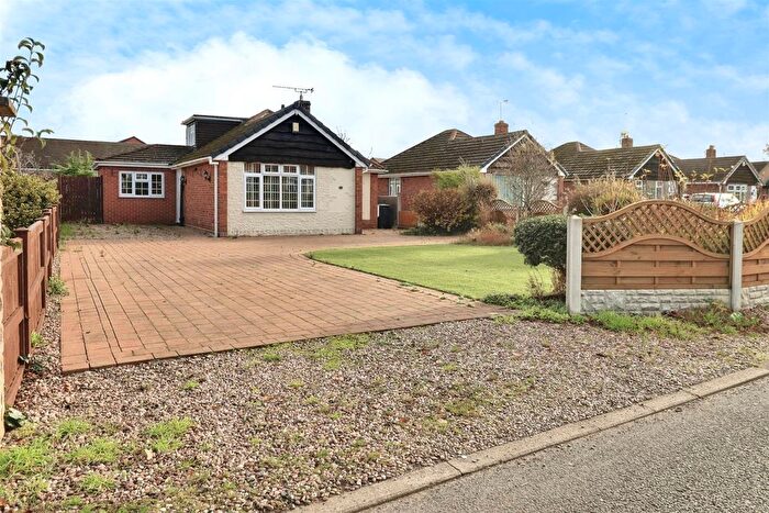 2 Bedroom Bungalow For Sale In Stoneley Road, Crewe, CW1