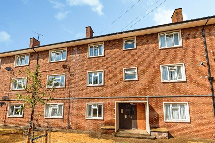 2 Bedroom Flat For Sale In Peverell Close, Bristol, BS10