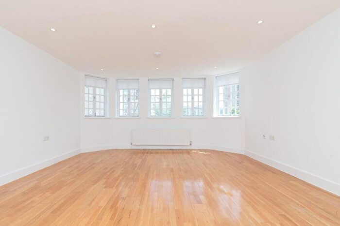 1 Bedroom Apartment To Rent In St Mark's Apartments, City Road, London, EC1V