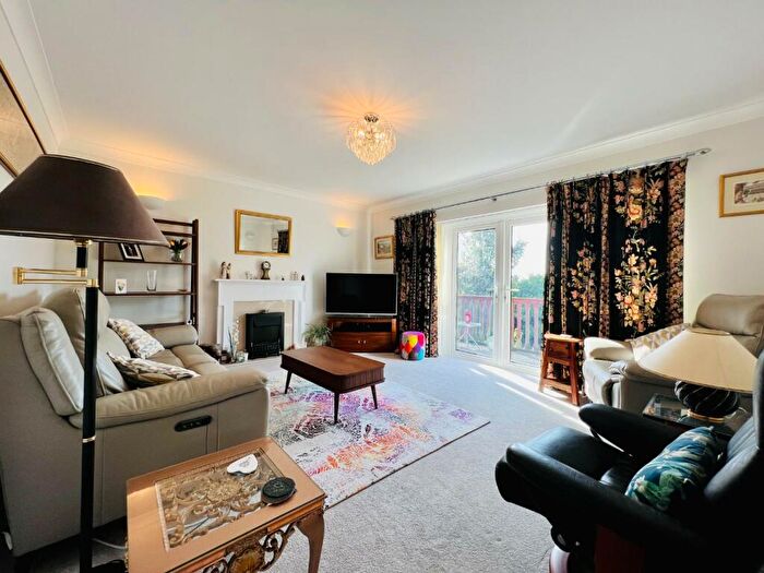 3 Bedroom Detached House For Sale In Hythe, CT21