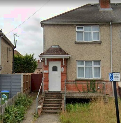 3 Bedroom Semi-Detached House To Rent In Bluebell Road, Southampton, Hampshire, SO16