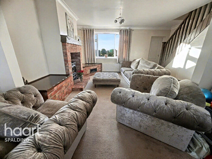 3 Bedroom Semi Detached House For Sale In Sluice Road, Holbeach, PE12