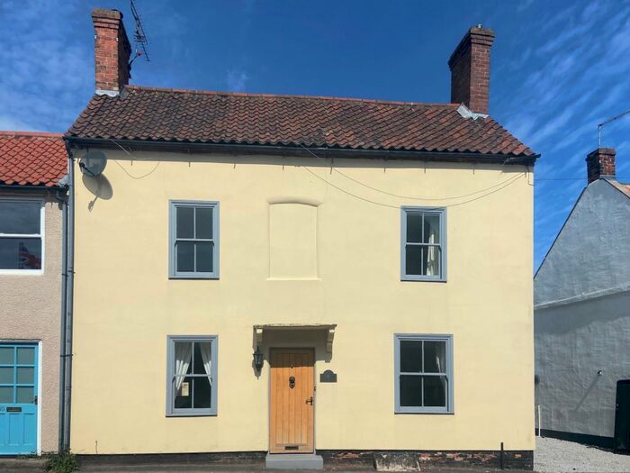 3 Bedroom Cottage To Rent In Church Street, Bawtry, Doncaster, DN10