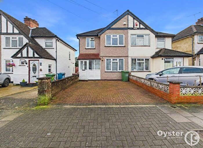 3 Bedroom Semi Detached House To Rent In Weald Lane, Harrow, HA3