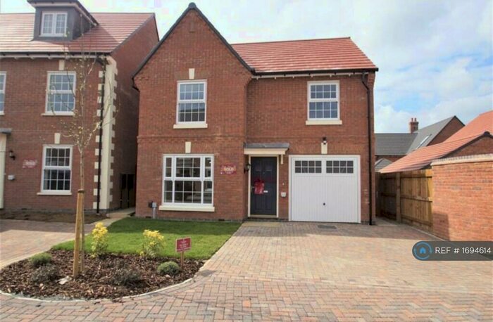 3 Bedroom Detached House To Rent In Copt Oak Road, Houlton, Rugby, CV23