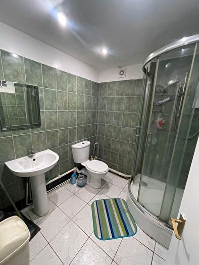 1 Bedroom Flat To Rent In Joydon Drive, Chadwell Heath, Romford, RM6