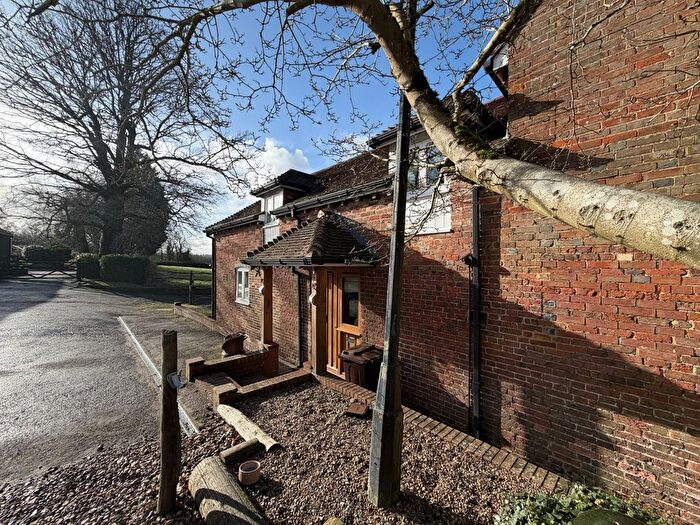 3 Bedroom Property To Rent In Pembury Road, Tonbridge, Kent, TN11