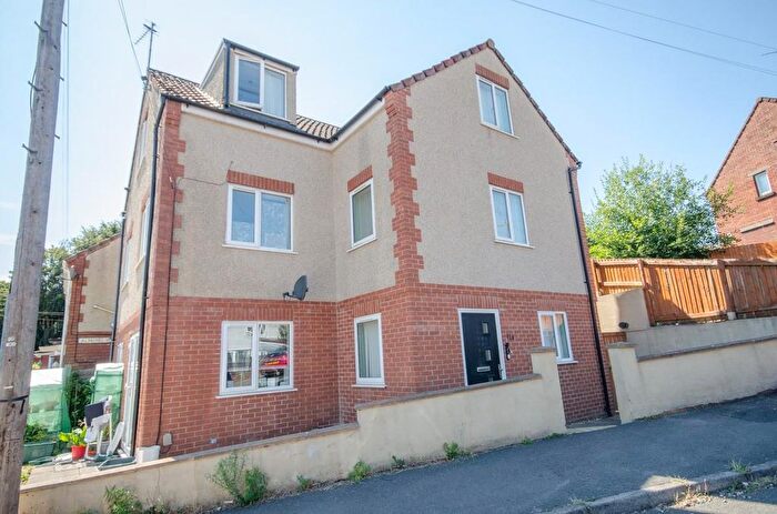 2 Bedroom Flat For Sale In Almond Way, Mangotsfield, Bristol, BS16