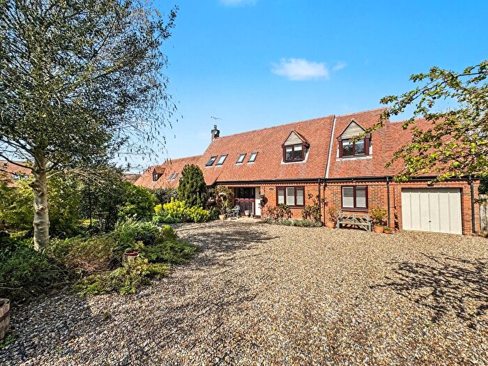 4 Bedroom Detached House For Sale In Ford Lane, East Hendred, OX12