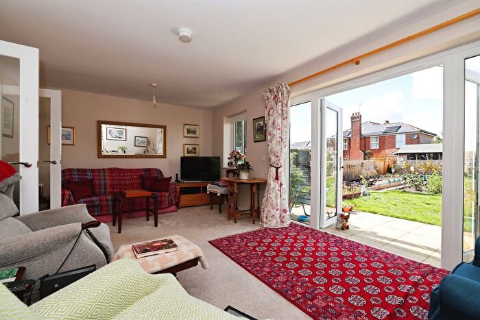 2 Bedroom Bungalow For Sale In Kitchener Road, Amesbury, Salisbury, SP4