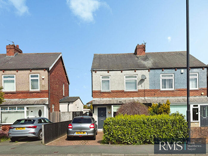 3 Bedroom Semi Detached House For Sale In Woodlands Park Villas, Newcastle Upon Tyne, NE13